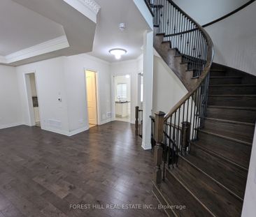 For Lease - 11 Joseph Hartman Crescent, Aurora, Ontario - Photo 5