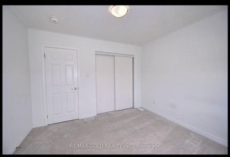 For Lease - 127 Histand Trail, Kitchener, Ontario - Photo 3