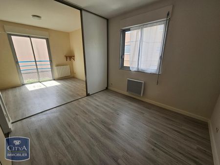 Location Appartement 1 pièce 28m² POITIERS 86000 - Photo 2