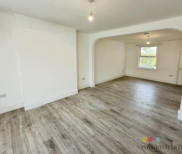 3 bedroom end of terrace house to rent - Photo 5