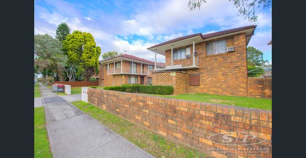 2/6-7 Ulverstone Street, Fairfield, NSW 2165 - Photo 1