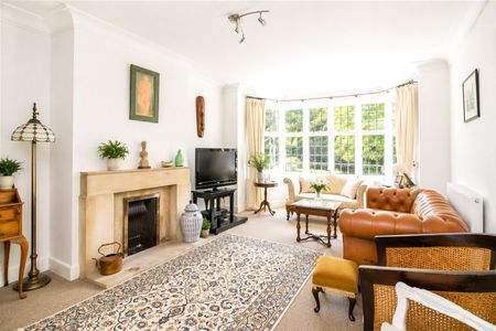 Portsmouth Road, Putney, SW15 3TX - Photo 2