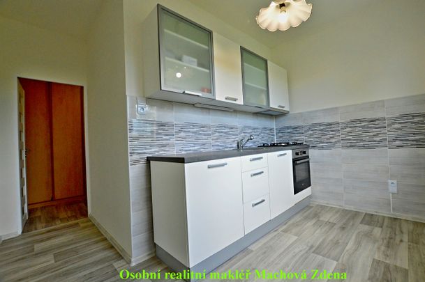Pronájem bytu 2+1 56 m² - Фото 1