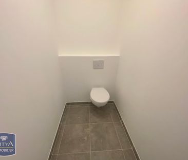 Location Appartement 2 pièces 42m² HYERES 83400 - Photo 5