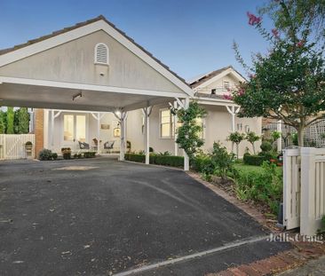 34 Smith Street, Hampton - Photo 3