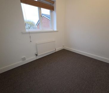 4 bedroom detached house to rent - Photo 1