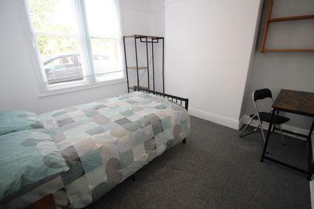 15 Union Road - Photo 2