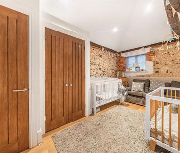 2 bedroom semi-detached house to rent - Photo 2