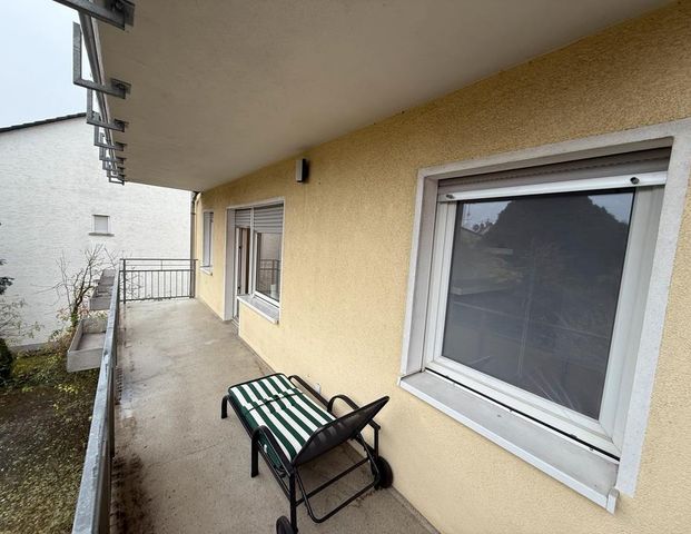 TRAUMHAFTE 2-ZIMMER WOHNUNG IN WIESBADEN-DELKENHEIM-KERNSANIERT!! - Photo 1