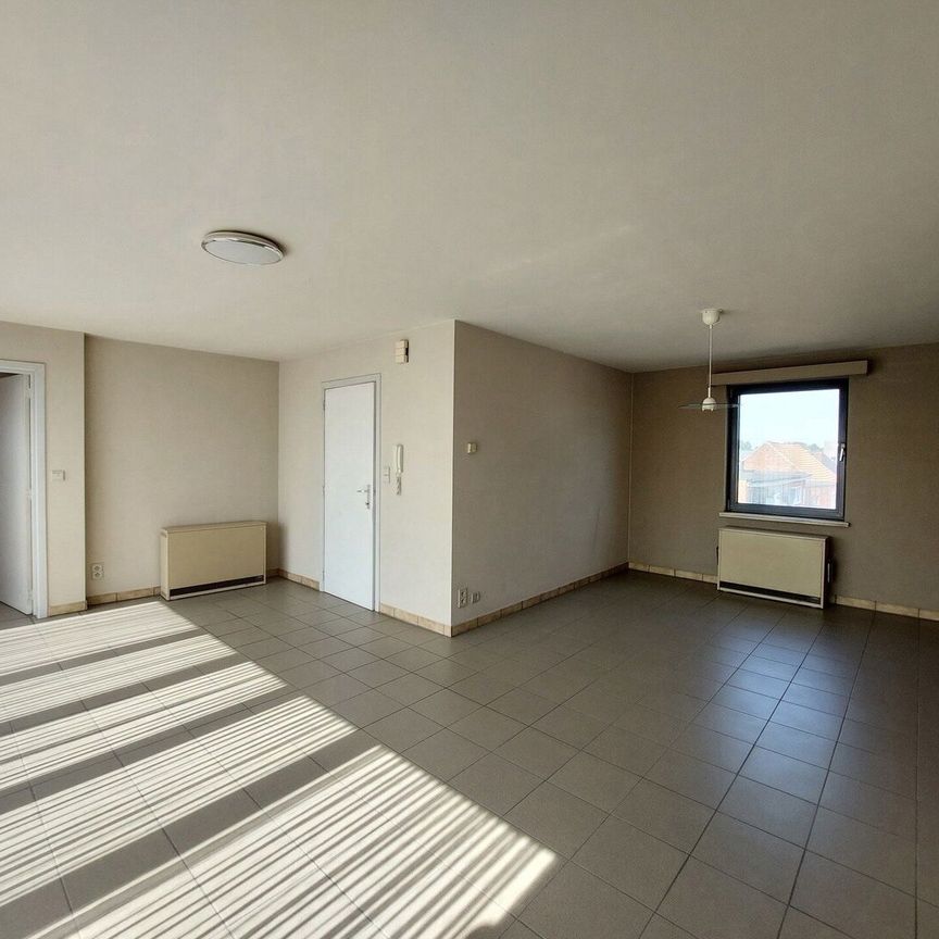 Appartement te huur - Photo 1