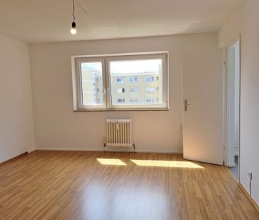 Schön geschnittene 1-Zimmer-Wohnung am Lerchenauer See! - Foto 3