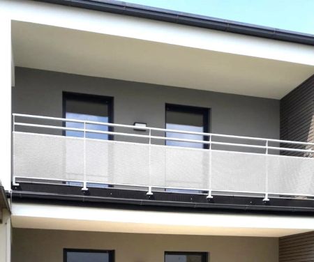 Topmoderne, neuwertige Mietwohnung mit überdachtem Balkon! - Photo 2