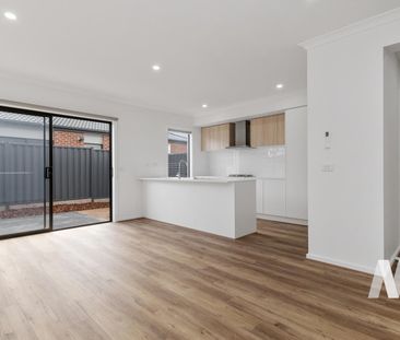 23 Mettle Street, Clyde North VIC 3978 - Townhouse For Rent | Domain - Photo 1