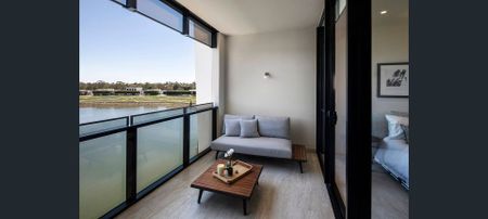 Water Front Apartment - Photo 3