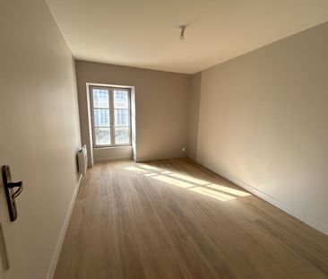Location Appartement 3 pièces 79m² - Photo 4