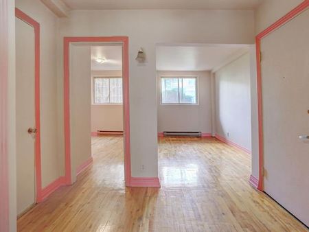 10663 Av. des Récollets - Photo 4