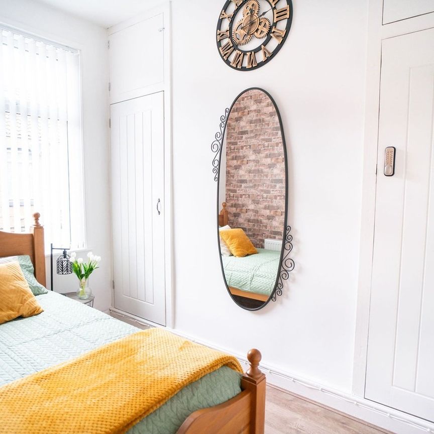 2 Bed Terraced House, Liverpool, L4 - Photo 1