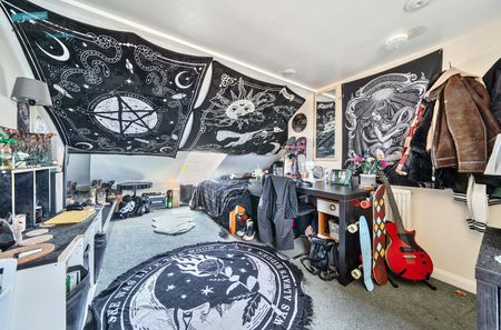 4 bedroom terraced house to rent - Photo 4