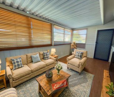 Quiet Street - Photo 5