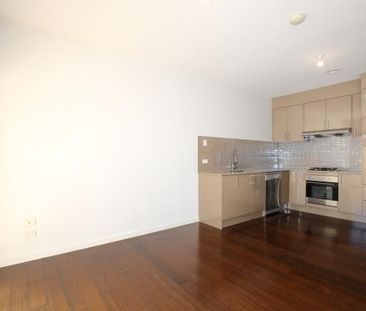 Stunning Unit in Unbeatable Location! - Photo 2