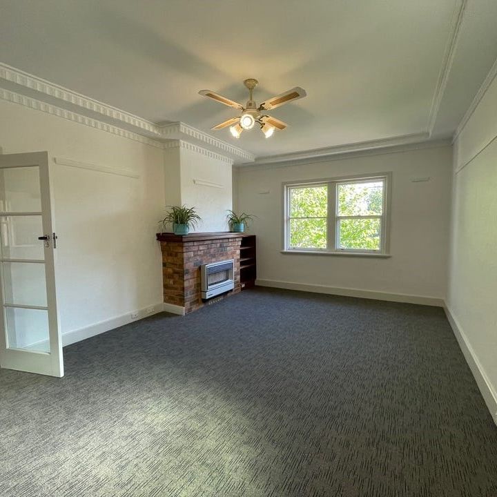 855 Park Street, Brunswick, VIC 3056 - Photo 2