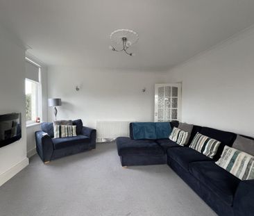 3 bedroom end of terrace house to rent - Photo 5