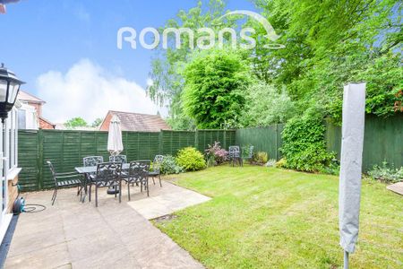 4 bedroom semi-detached house to rent - Photo 5