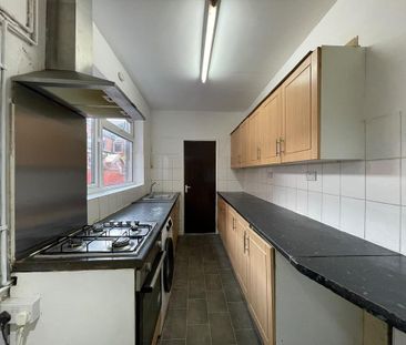 3 bedroom terraced house to rent - Photo 4