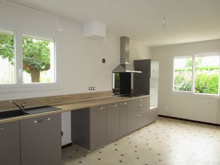 Location Maison 5 pièces 126m² - Photo 4