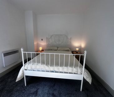Room in a Shared Flat, Watson Street, M3 - Photo 1