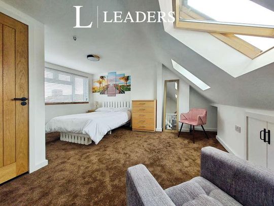 Hedingham Road, Dagenham, RM8 - Photo 1