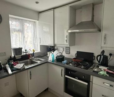 2 bedroom terraced house to rent - Photo 6