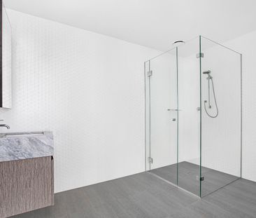 A Gorgeous, North Facing, Two Bedroom Home with Optional Parking Space - Photo 5