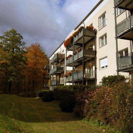 Großzügige 2-Zimmer-Wohnung mit Balkon in Naumburg - Photo 1