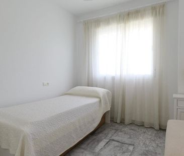 Middle Floor Apartment in Puerto Banús - Photo 5