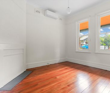 86 Carshalton Street, Croydon Park NSW 2133 - House For Rent | Domain - Photo 6