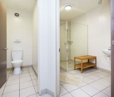 Double Room | Rent Includes Electricity, WiFi & Water | Bus Stop @ ... - Photo 5