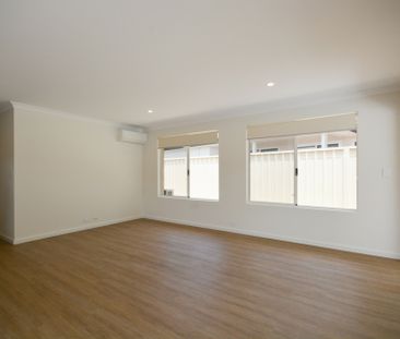 Spacious Brand New Two Bedroom Rear Property! - Photo 5