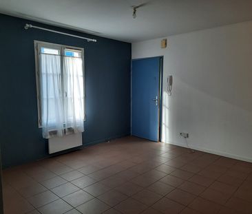 Location Appartement 2 pièces 40m² - Photo 2