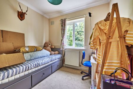 Available unfurnished from 05/01/2026 - Photo 4