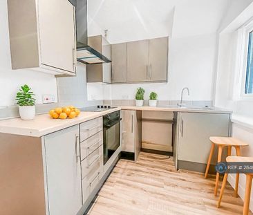 2 bedroom end of terrace house to rent - Photo 6