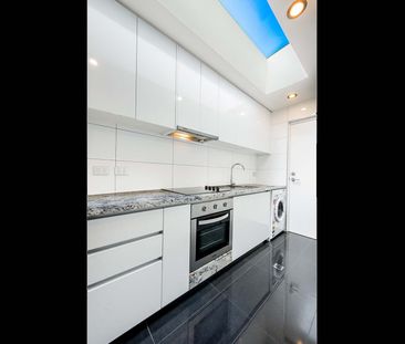 1/58 Broadway, Elwood, VIC 3184 - Photo 6