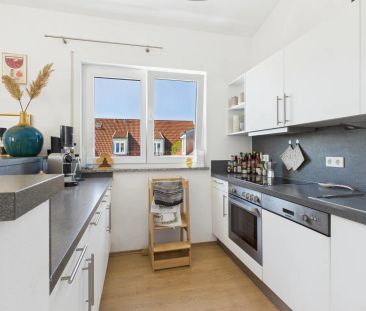 Traumhaftes Wohnen mit Dachterrasse in bester Lage des Alten Westen... - Photo 4