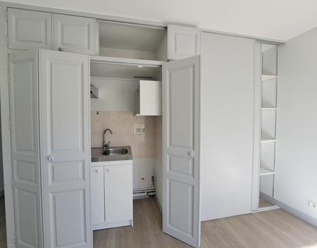 Location Appartement 2 pièces 31m² TOURS 37000 - Photo 5