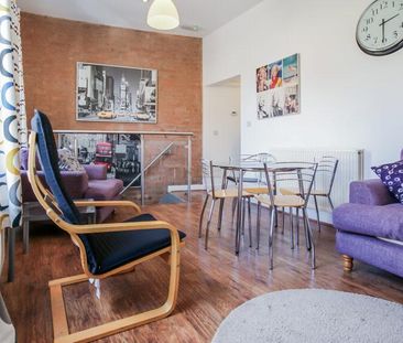 5 bedroom flat to rent - Photo 1