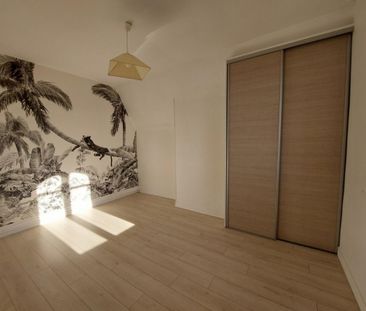 Location Appartement 3 pièces 51m² MONT ST AIGNAN 76130 - Photo 3