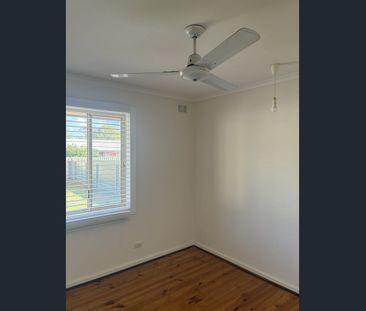 Comfortable Living in Christie Downs - Photo 1