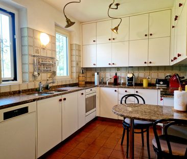 4 ½-Zimmer-Einfamilienhaus mit schönem romantischen und großem Garten - Foto 6