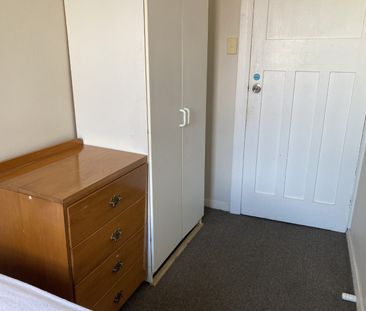 PETONE LIVING - Photo 4