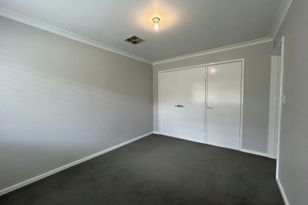 NEAT AND TIDY UNIT - Photo 4